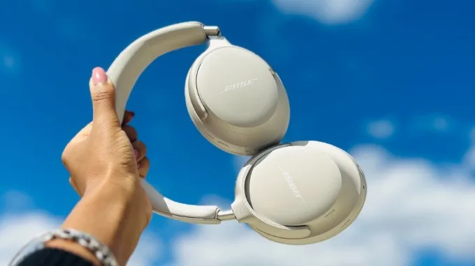 Tai nghe chụp tai Bose QuietComfort Ultra