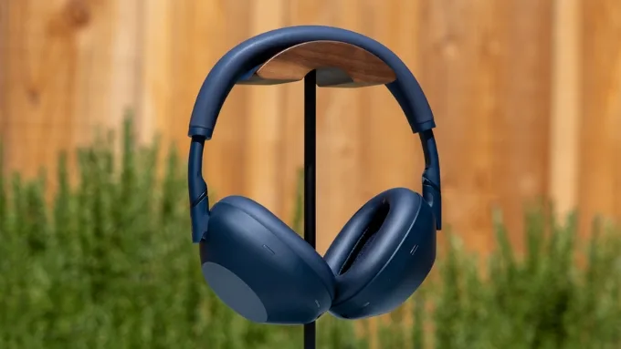 Tai nghe chụp tai Bluetooth Sony WH-1000XM6 là mẫu tai nghe Sony không thể bỏ qua