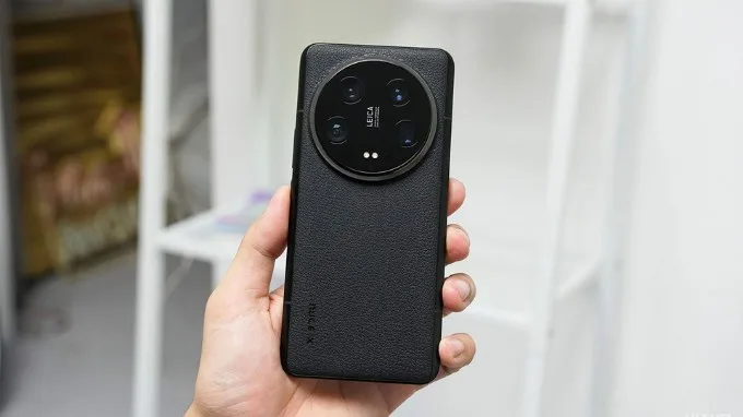 Xiaomi 14 Ultra chính hãng Việt Nam chỉ có hai màu Đen và Trắng