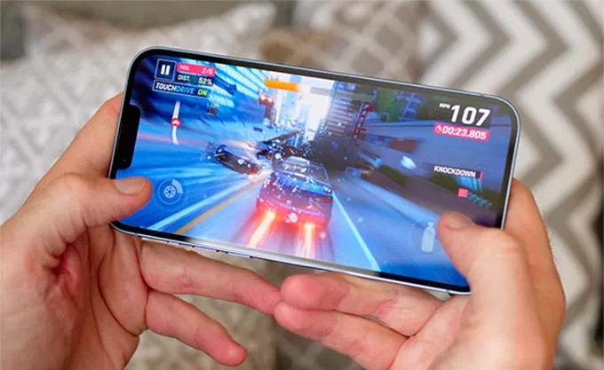 iPhone 15 Plus