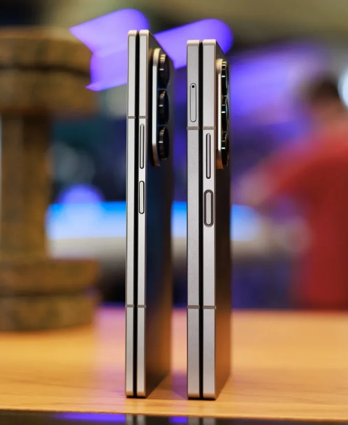 so-sanh-samsung-galaxy-z-fold-7-va-galaxy-z-fold-6-ve-thiet-ke-1-xtmobile