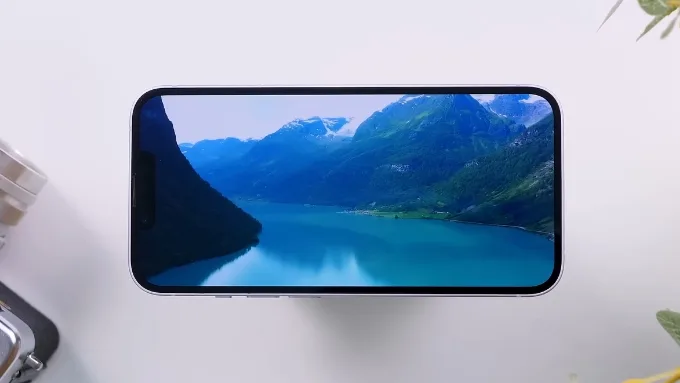 60Hz là điểm tụt hậu rõ nhất của iPhone 14