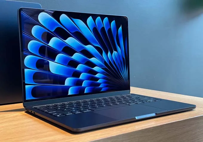 Cấu hình MacBook Air M3: màn hình