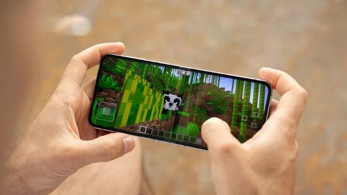 So sánh Samsung Galaxy Z Flip8 vs Galaxy Z Flip5 ở hiệu năng 