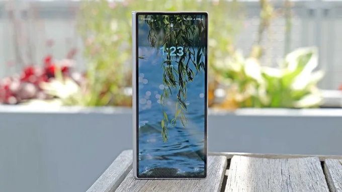 Samsung Galaxy Z Fold 6 là điện thoại làm việc văn phòng tốt nhất