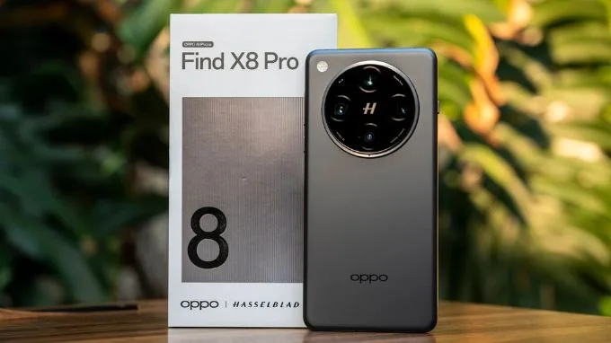 So sánh thiết kế Oppo Find X8 Pro và Xiaomi 15 Ultra