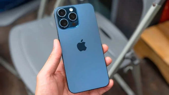 Thiết kế bên ngoài của iPhone 15 Pro Max