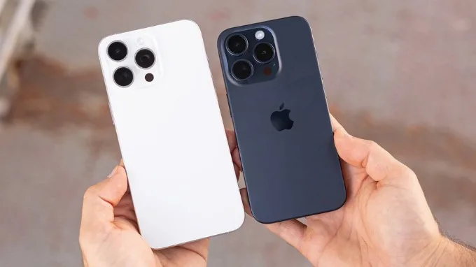 iPhone 15 Pro và iPhone 15 Pro Max có thiết kế khung viền Titanium bền bỉ