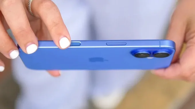 Đánh giá thiết kế nút Camera Control trên iPhone 16