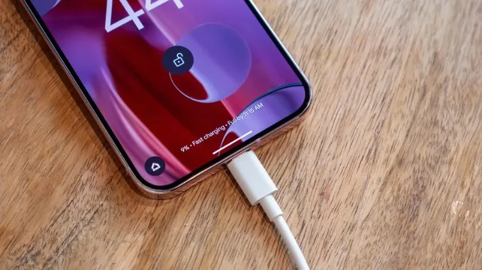 Pin và sạc của Google Pixel 9