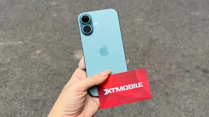 iPhone 16 màu Xanh mòng két