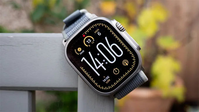 Apple Watch Ultra 2 có kích thước 49mm