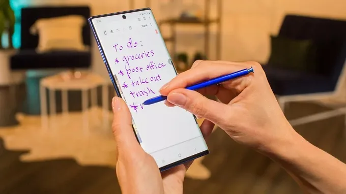 DisplayMate chấm cho màn hình điểm A+ và là smartphone có chất lượng hiển thị tốt nhất từ trước đến nay