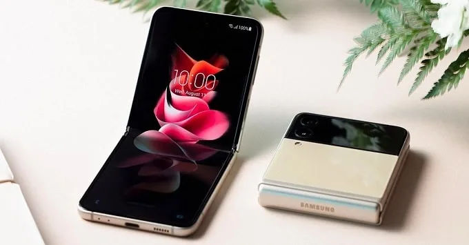 màn hình Galaxy Z Flip 4 đã được đặt và sẽ bắt đầu sản xuất đồng loạt vào tháng tới