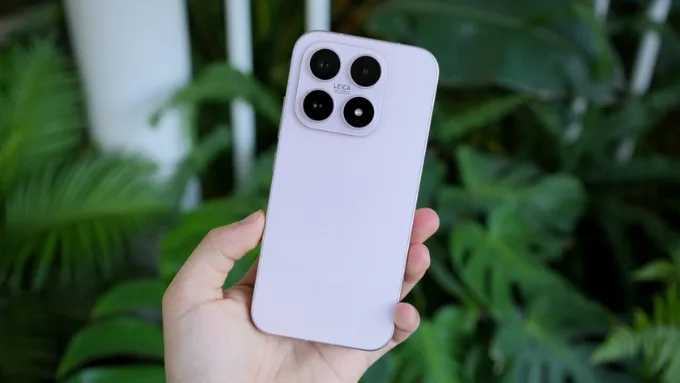 Xiaomi 17 là phiên bản tiêu chuẩn trong dòng sản phẩm