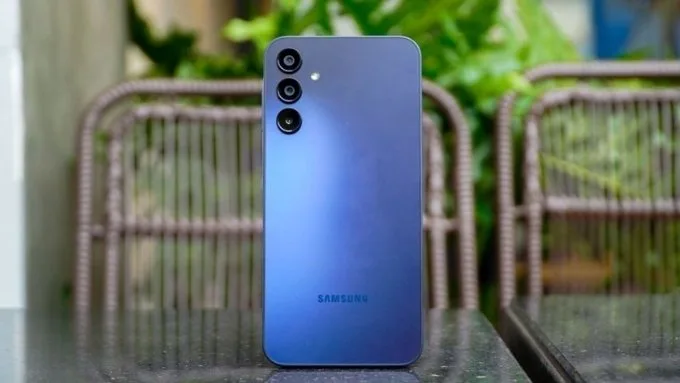 Galaxy M15 là chiếc điện thoại Samsung M series