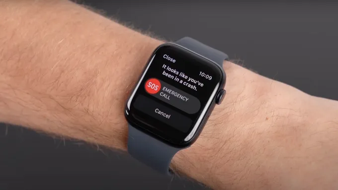 Tính năng gọi khẩn cấp trên Apple Watch SE 2