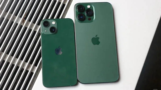 Thiết kế iPhone 13 128GB vuông vắn vẫn cao cấp nhưng notch đã lỗi thời