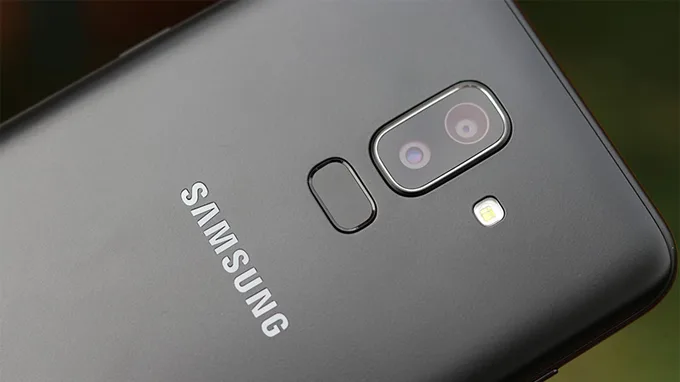 galaxy-j8-cho-hieu-nang-tuong-doi-tuy-nhien-thoi-luong-pin-la-rat-tot-xtmobile