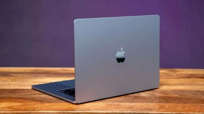 thiết kế của Macbook Air 15 inch M4 Chính hãng (VN/A)