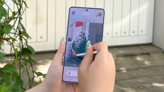 Hiệu năng khủng với chip Snapdragon 8 Elite