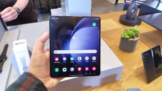 Samsung Galaxy Z Fold 5 256GB cũ có thiết kế sang trọng