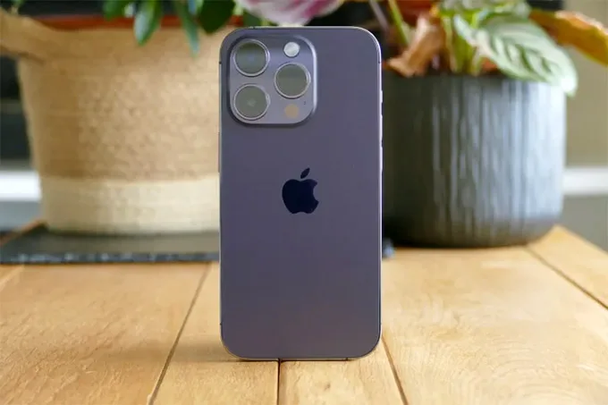 iPhone 14 Pro 256GB Cũ (Trầy Đẹp) sử dụng thiết kế Dynamic Island