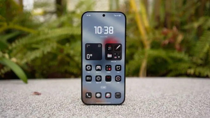 Màn hình LTPO AMOLED lớn 6.9 inch, sáng, đẹp