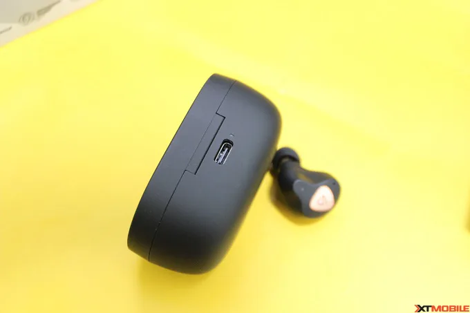 Tích hợp thêm cổng sạc USB-C giúp tiện lợi hơn trong quá trình sử dụng