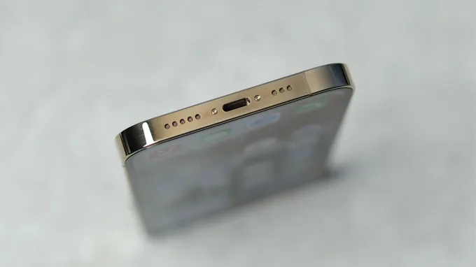 iPhone 13 Pro 128GB cũ tái tạo năng lượng nhanh chóng