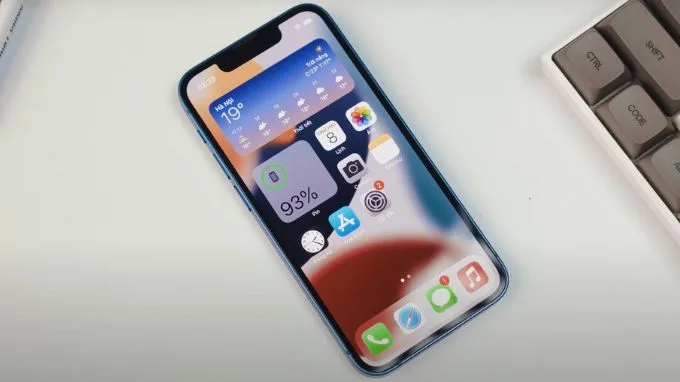 Màn hình iPhone 13 mini 128GB Cũ (Trầy Đẹp) hiển thị sắc nét