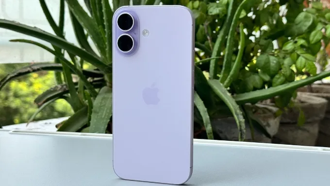 iPhone 17 512GB Cũ (Trầy Đẹp) sở hữu thiết kế nhỏ gọn