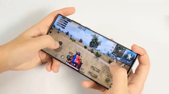 Hiệu năng Samsung Galaxy S22 Ultra cũ mạnh mẽ với chip Snapdragon 8 Gen 1