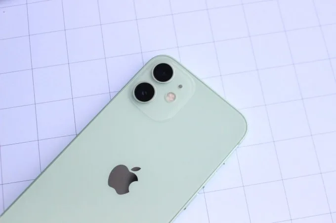 Camera iPhone 12 mini cũ đáp ứng tốt nhu cầu chụp ảnh