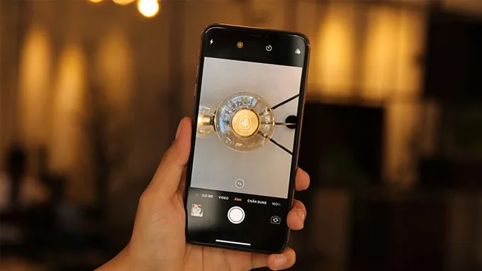 iPhone Xs Max 64GB cũ có khả năng thực hiện 1 ngàn tỷ phép tính mỗi giây cho mỗi bức ảnh