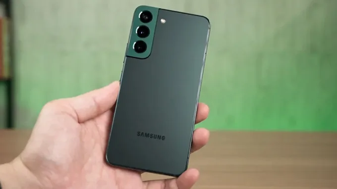 Thiết kế Samsung Galaxy S22 128GB bản Mỹ cũ