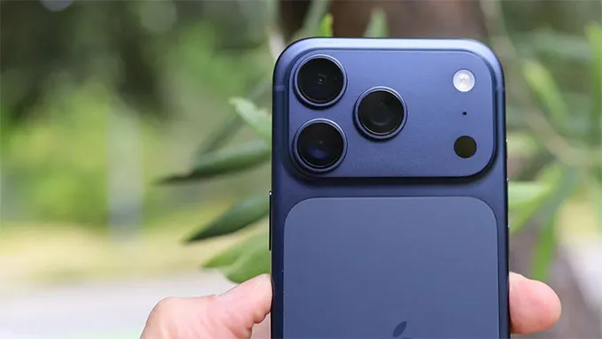 Camera trên iPhone 17 Pro Max 512GB cũ vẫn giữ nguyên giá trị