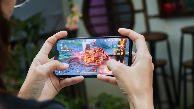 iPhone 16e 512GB chưa active chơi game mượt mà