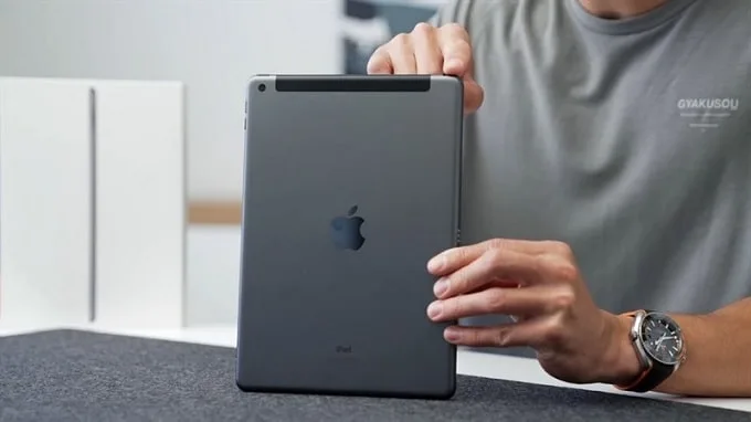 iPad Gen 9 64GB 4G được nâng cấp vượt bậc với độ phân giải lên tới 12MP với góc siêu rộng