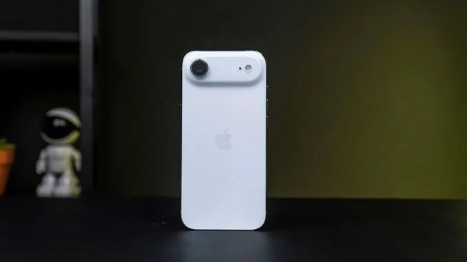 Thiết kế iPhone Air 512GB Cũ (Trầy Đẹp) siêu mỏng, tinh tế và cao cấp