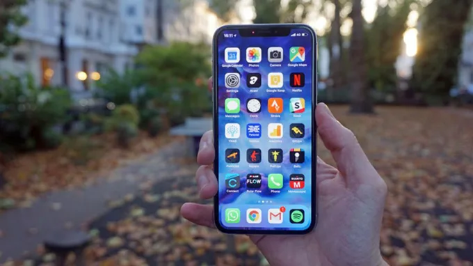 Thiet-ke-sang-trong-tren-Xs-Max-512GB-cu-XTmobile