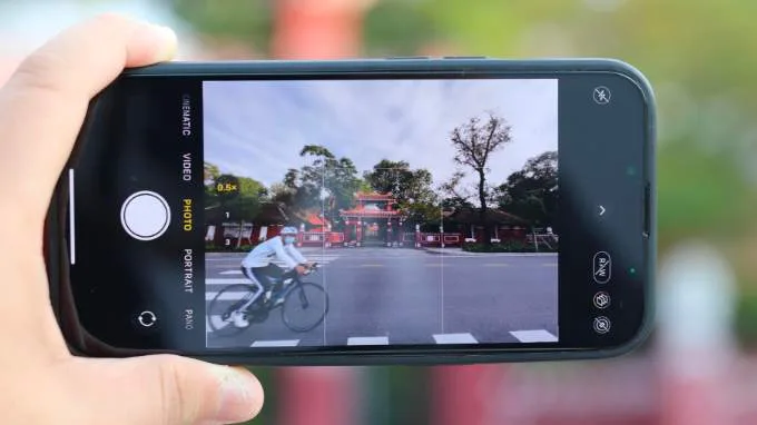 Camera trên iPhone 13 Pro 128GB Cũ (Trầy Đẹp) chụp ảnh tốt