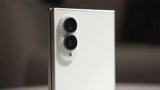 Camera: Điểm yếu duy nhất trên Galaxy Z Fold8