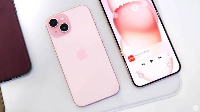 Đánh giá bản iPhone 15 tiêu chuẩn