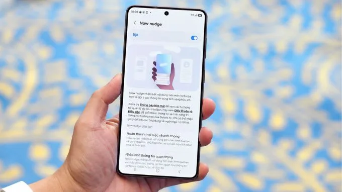 Now Nudge hỗ trợ chuyển từ nội dung trò chuyện sang hành động trên One UI 9