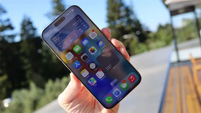 Ai nên mua iPhone 16 Pro Max?