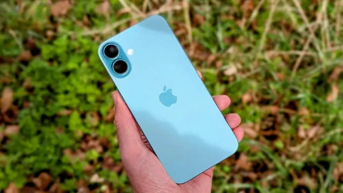 Kích thước iPhone 16 Plus phù hợp với ai