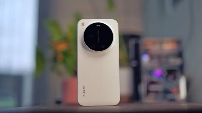 Xiaomi 17 Ultra là lựa chọn rất đáng chú ý trong cùng phân khúc giá với iPhone 17 Pro