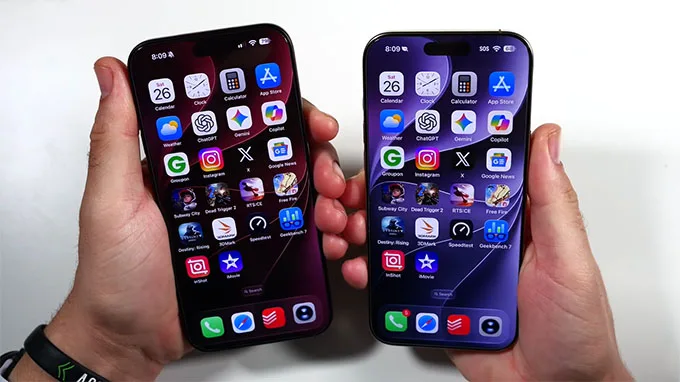 iPhone 16 Pro Max và iPhone 18 Pro Max đều có màn hình chất lượng