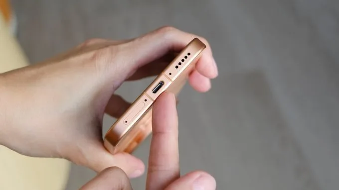 Pin Vivo X500 Pro Max vượt trội hoàn toàn so với đối thủ từ Apple